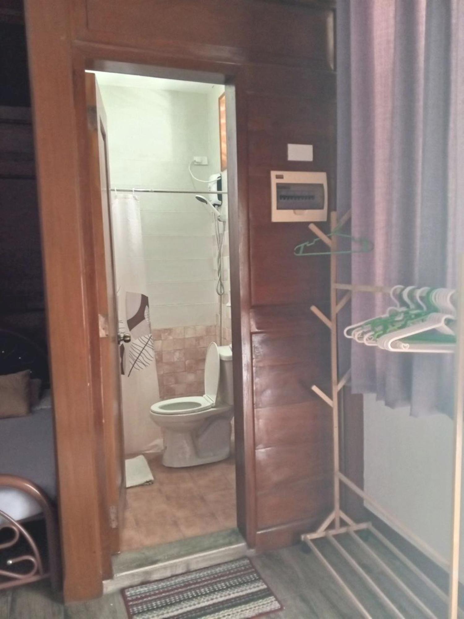 คาซา เท็นเทย์ Bed & Breakfast อีโลอีโลซิตี้ ภายนอก รูปภาพ