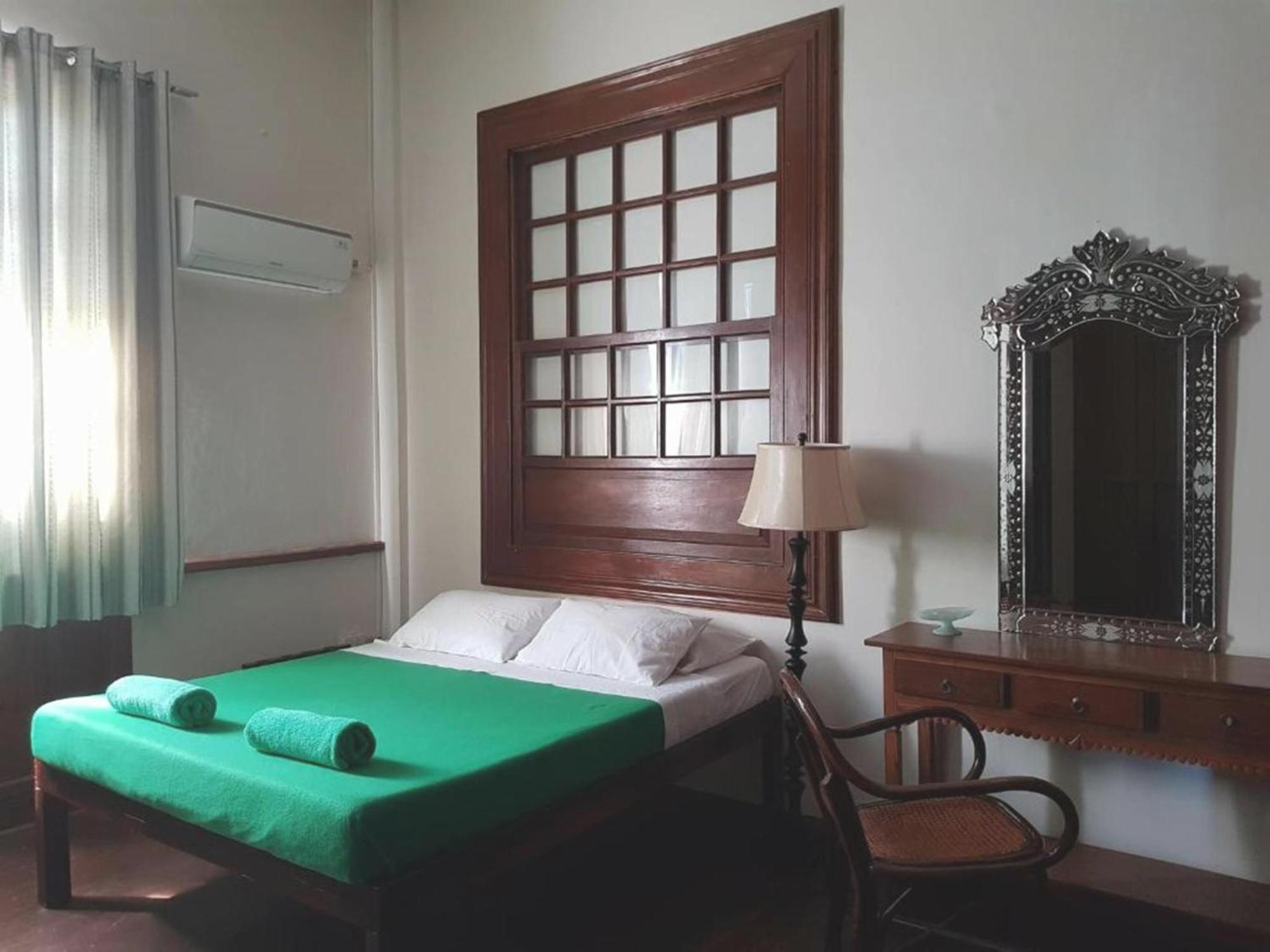 คาซา เท็นเทย์ Bed & Breakfast อีโลอีโลซิตี้ ภายนอก รูปภาพ